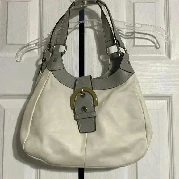 Gray & cream vintage coach shoulder bag - Picture 3 of 16